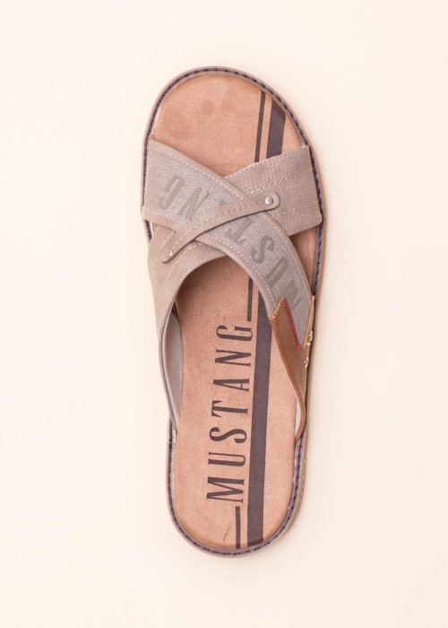 Mustang sandalai