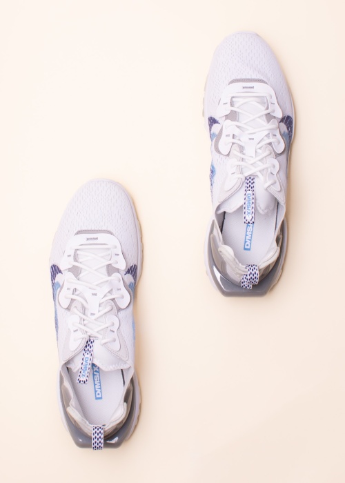 Nike laisvalaikio bateliai React Vision