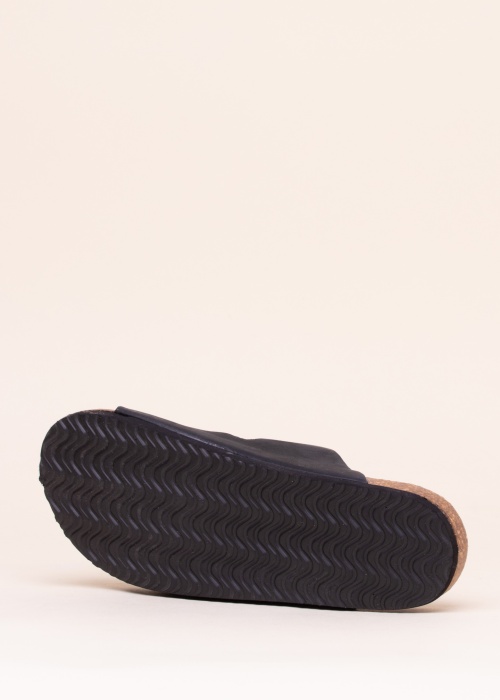 Lundeberg sandalai Hallen