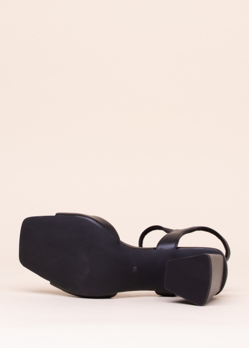 Marco Tozzi bateliai