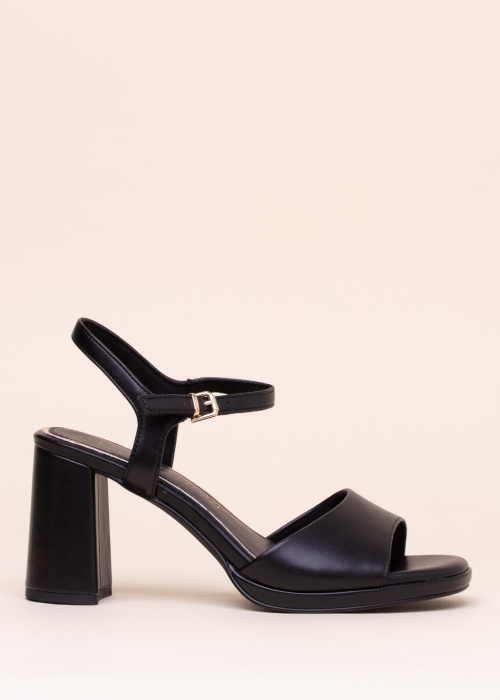 Marco Tozzi bateliai