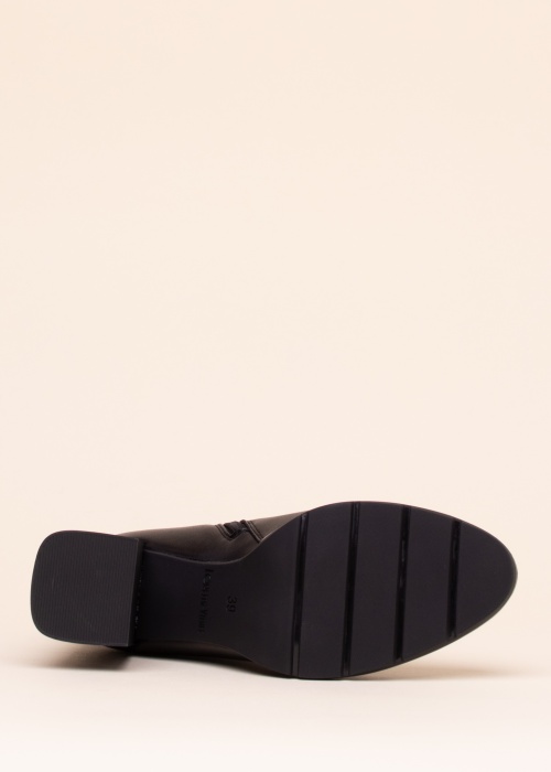 Loretta Vitale aulinukai