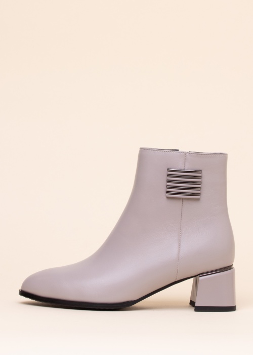 Loretta Vitale aulinukai