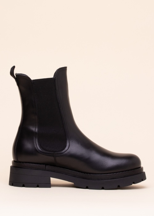 NeroGiardini aulinukai