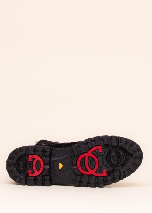 Aaltonen aulinukai su spygliais