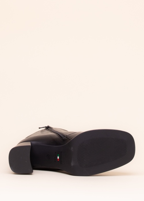 NeroGiardini aulinukai