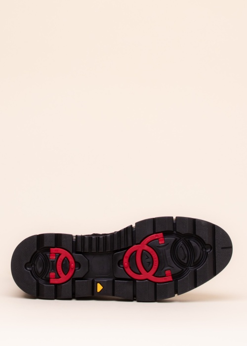 Aaltonen aulinukai su spygliais