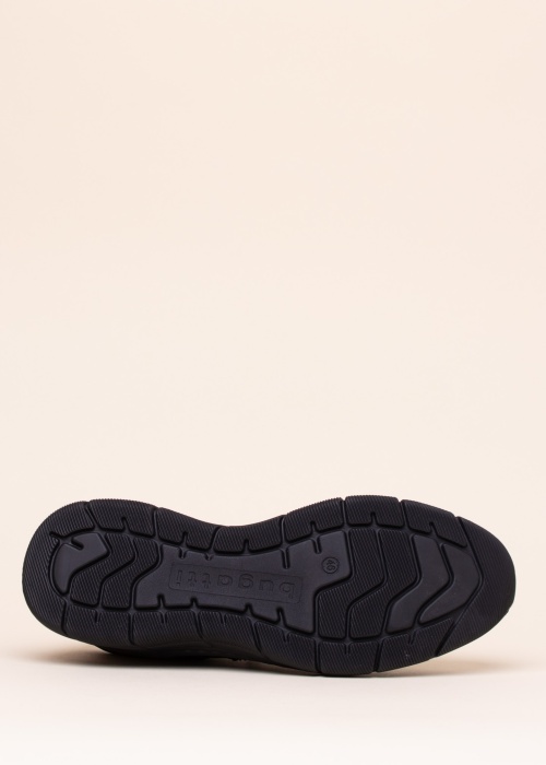 Bugatti laisvalaikio bateliai Soa