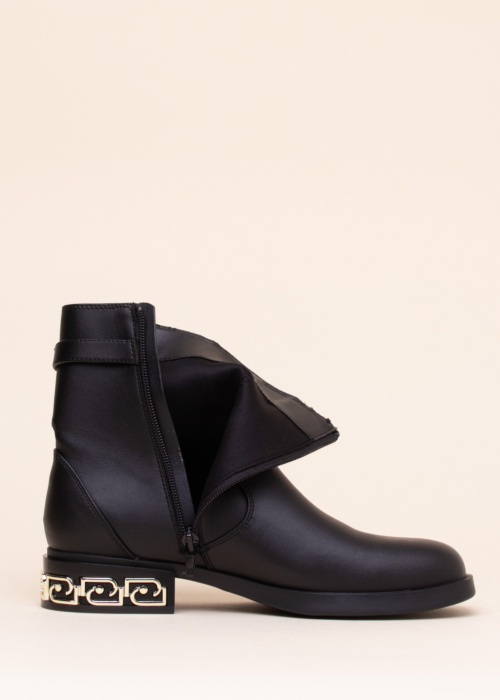 Liu-Jo aulinukai Yogi 06