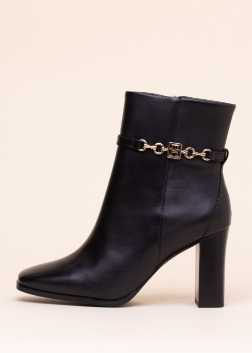 Tommy Hilfiger aulinukai