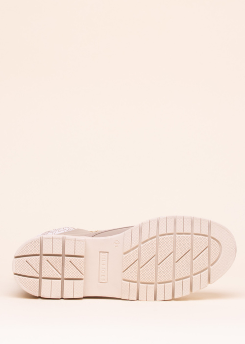 Tommy Hilfiger aulinukai