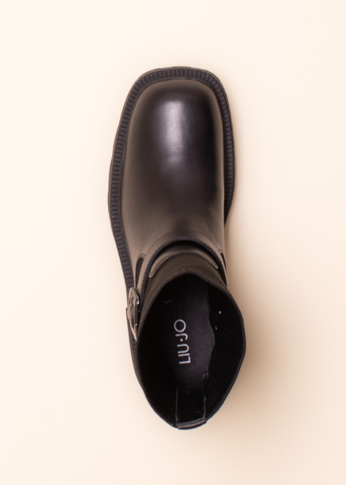 Liu-Jo aulinukai Annika 01