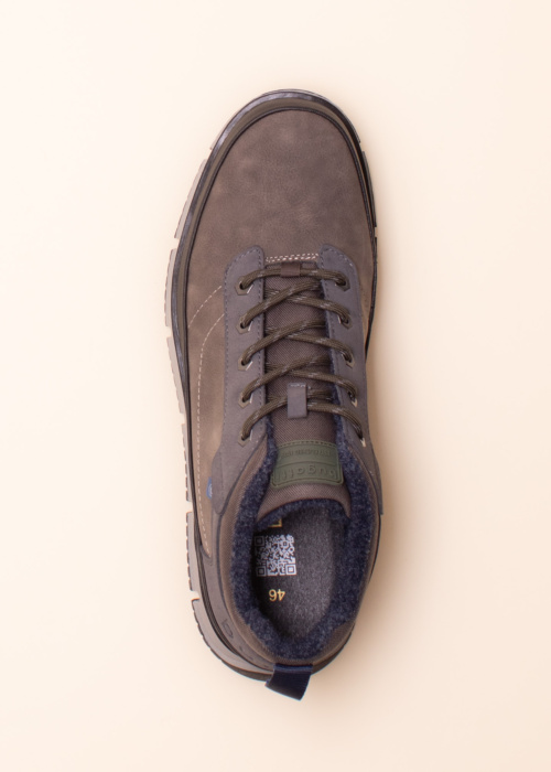 Bugatti aulinukai Rick Comfort