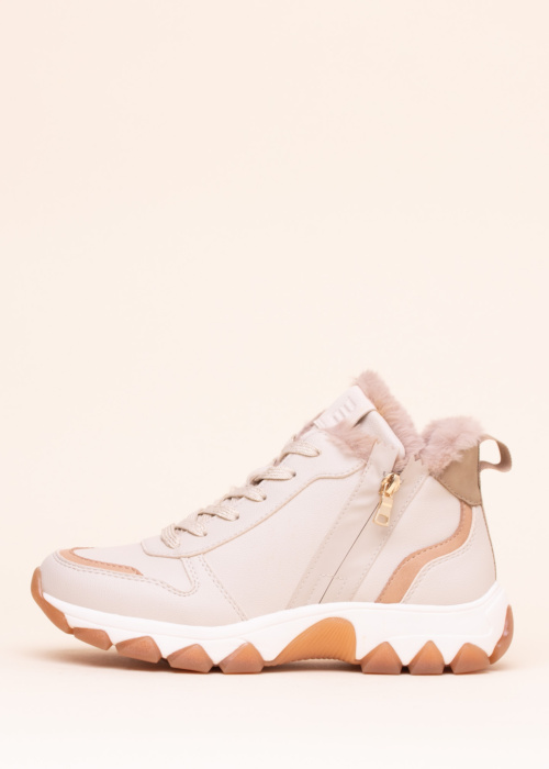 Bagatt aulinukai Yoko