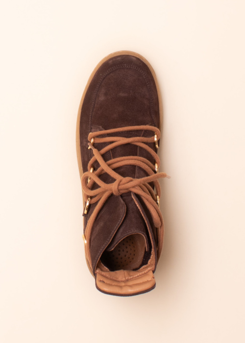 Molly Bessa aulinukai