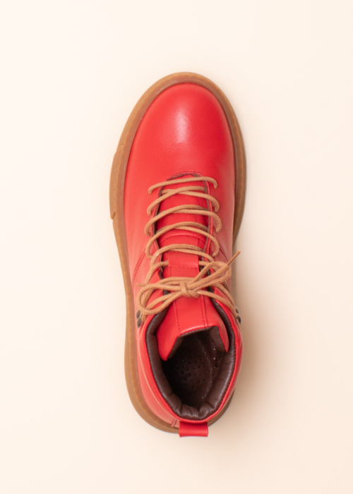 Molly Bessa aulinukai