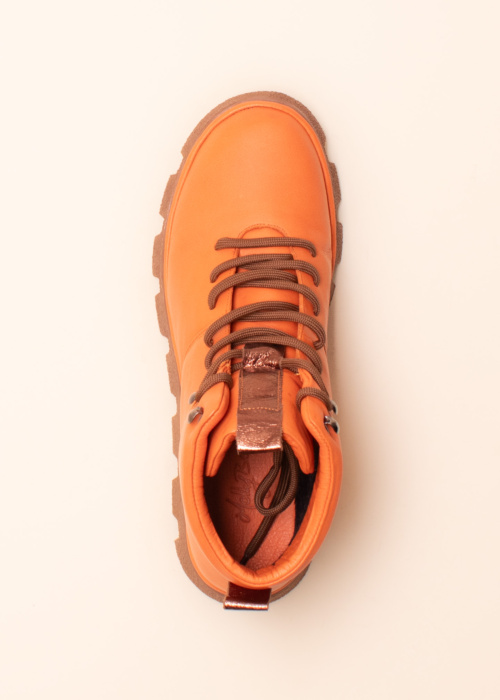 Molly Bessa aulinukai