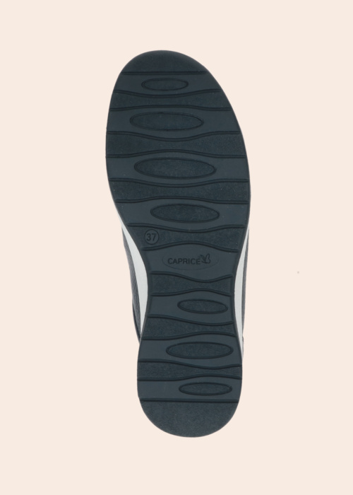 Caprice laisvalaikio bateliai