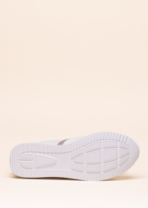 Jana laisvalaikio bateliai