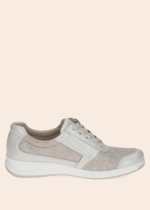 Caprice laisvalaikio bateliai