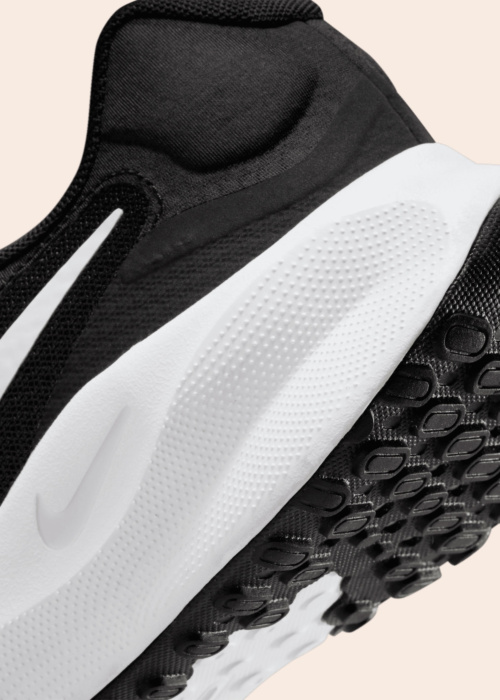 Nike bėgimo bateliai Revolution 7