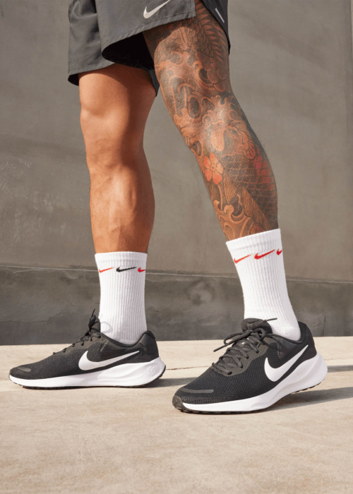 Nike bėgimo bateliai Revolution 7