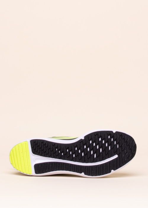 Nike bėgimo bateliai Cosmic Runner