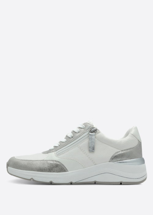 Jana laisvalaikio bateliai