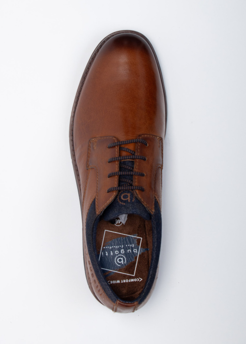 Bugatti bateliai Cian