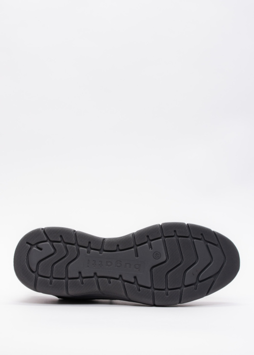 Bugatti laisvalaikio bateliai Soa