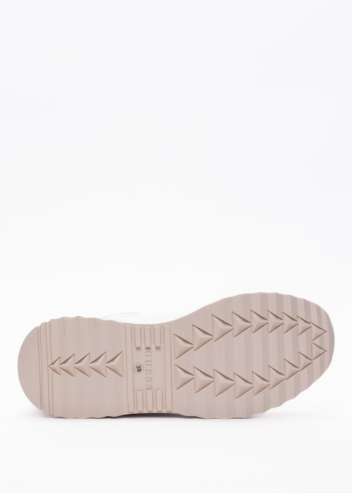 Guess laisvalaikio bateliai Koyaa