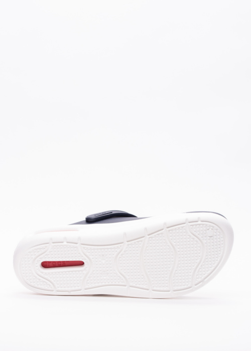 Crocs sandalai Inmotion