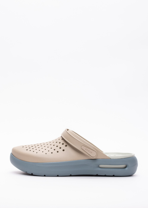 Crocs sandalai Inmotion