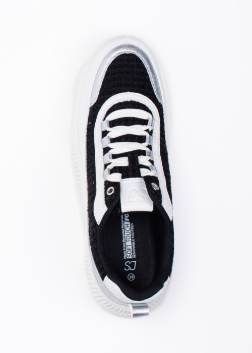 SJ laisvalaikio bateliai