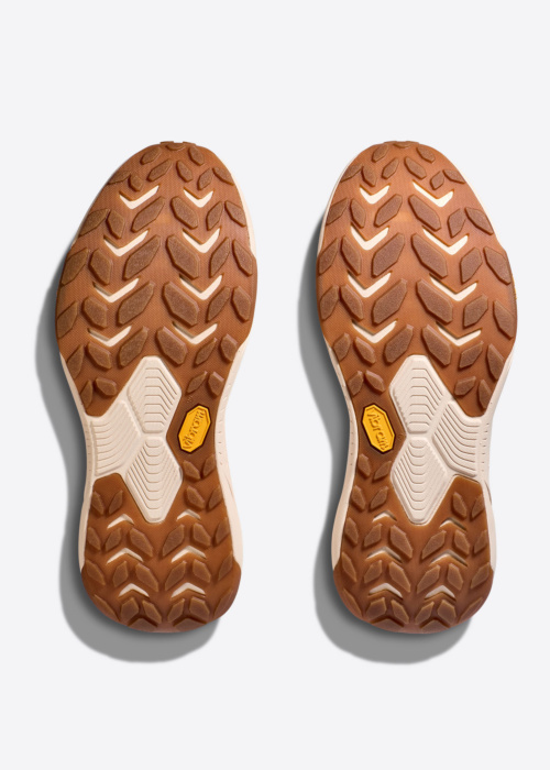 Hoka bėgimo bateliai Transportas