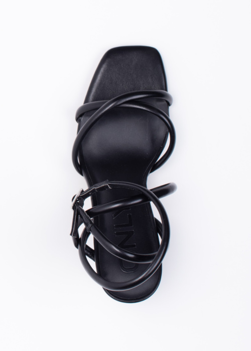 Only bateliai Amina-1