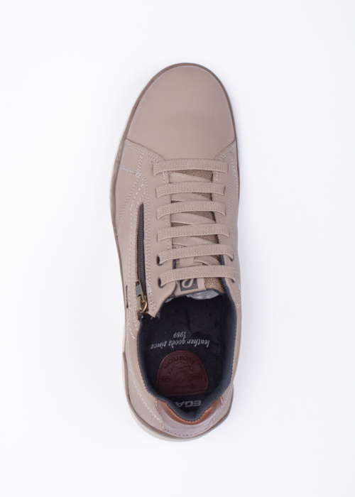 Pegada laisvalaikio bateliai