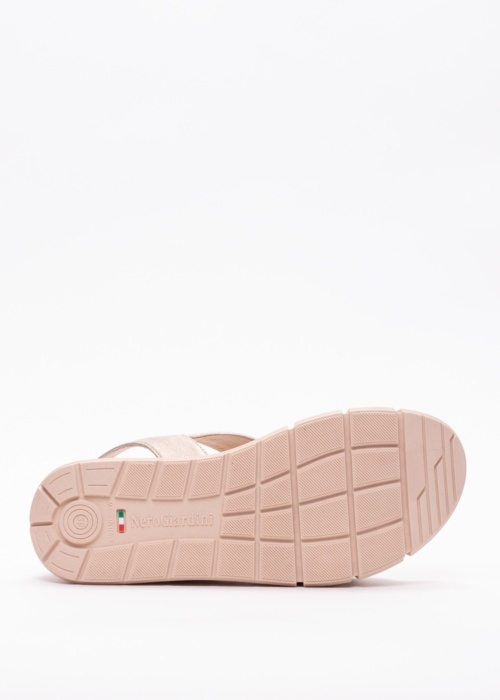 NeroGiardini bateliai