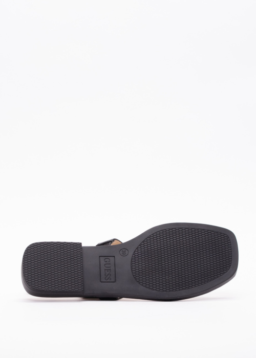 Guess bateliai Reality