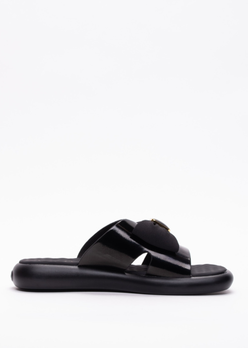 Loretta Vitale bateliai