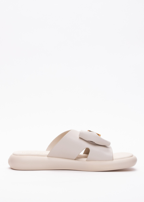 Loretta Vitale bateliai