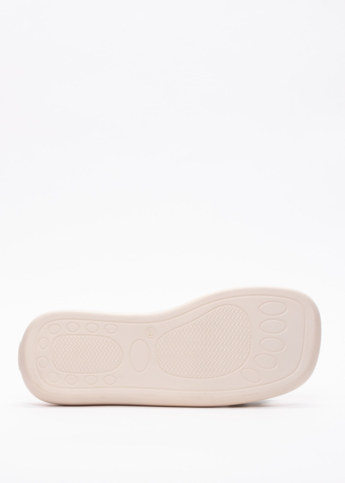 Loretta Vitale bateliai