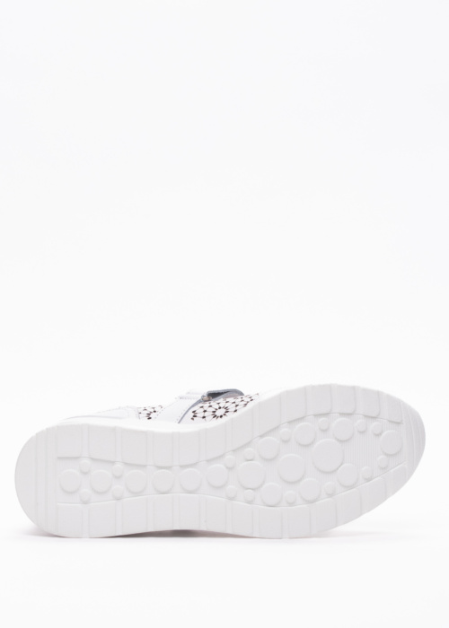 Topway laisvalaikio bateliai