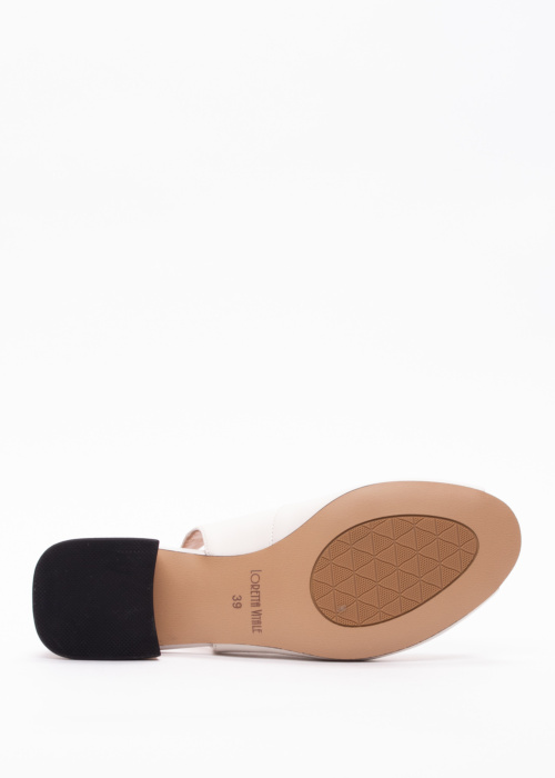 Loretta Vitale bateliai