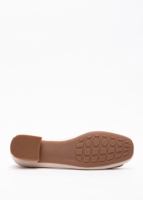 Loretta Vitale bateliai