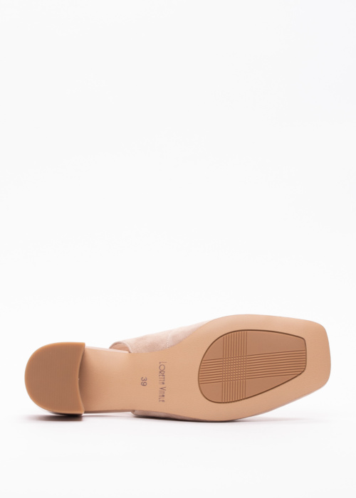 Loretta Vitale bateliai