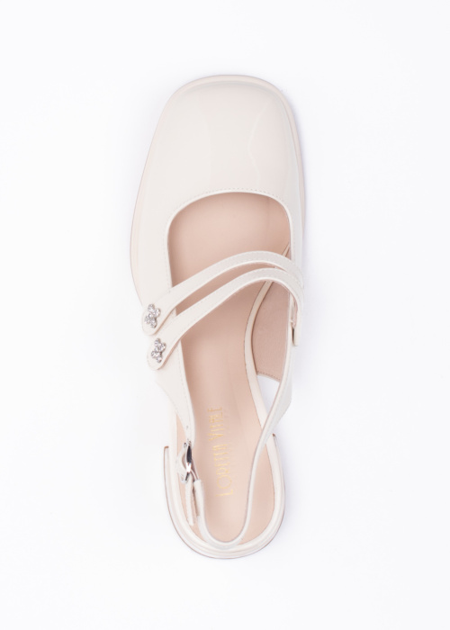 Loretta Vitale bateliai