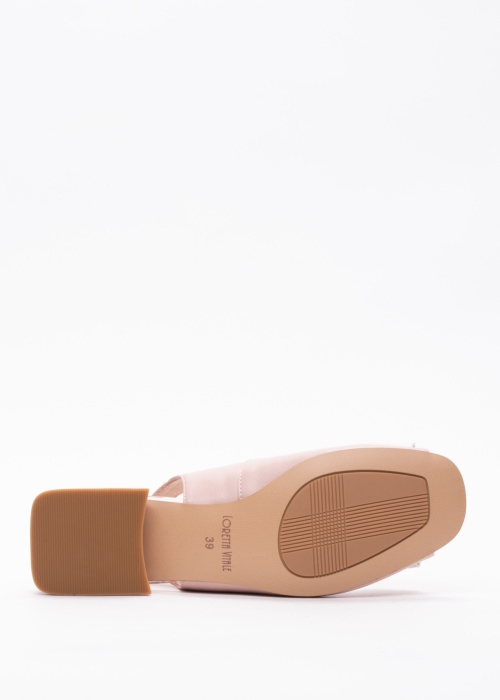 Loretta Vitale bateliai