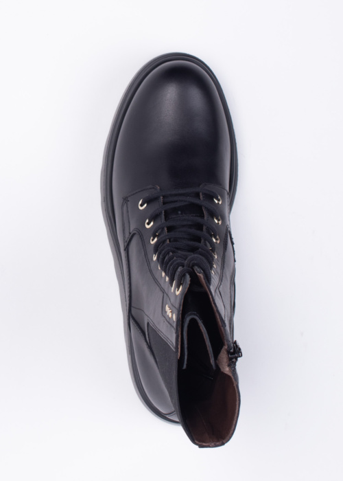 NeroGiardini aulinukai