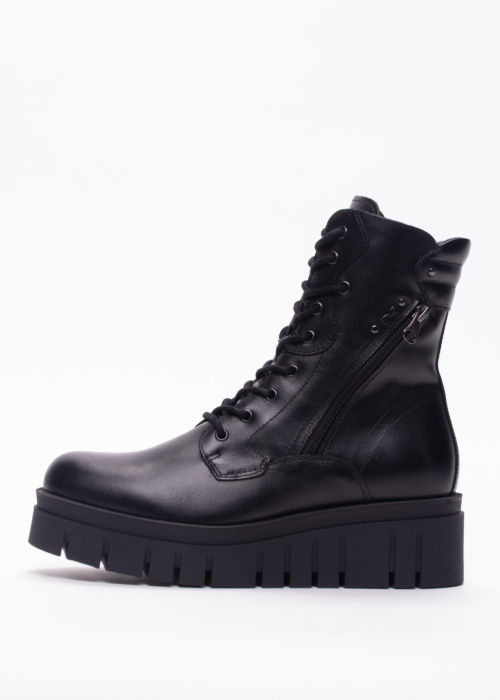 NeroGiardini aulinukai